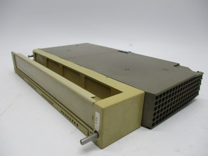 6ES5430-7LA12 Nuevo Módulo de Entrada Digital S5 32x24VDC PLC - Product Image 1