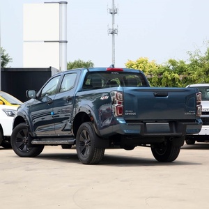 Isuzu D-MAX V-CROSS 2023 Diesel 4x4 Automatique Pick-up Tout-Terrain Style de Vie Camion Utilitaire Véhicules d'Occasion en Promotion - Product Image 5