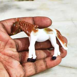 Figura de Caballo de Vidrio Soplado a Mano, Escultura de Animal en Vidrio Lampwork Marrón y Blanco - Product Image 4