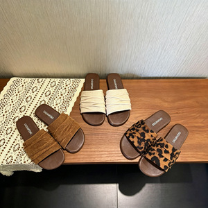 2026 New Korean Style <strong>Women</strong> <strong>Shoes</strong> Flat Open Toe Pleats Outdoor Retro Leopard Print Beach Casual Hard-wearing Light Weight Summer - Product Image 1