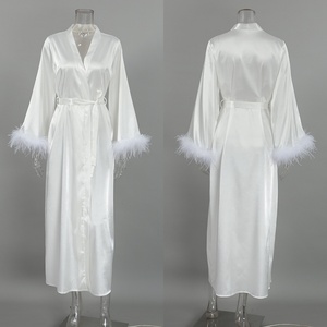 Sfy-y5065 2024 nuovo abito lungo <span class=keywords><strong>in</strong></span> piuma di <span class=keywords><strong>seta</strong></span> Sexy pelliccia manica lunga Kimono Robe <span class=keywords><strong>in</strong></span> raso pigiama erotico <span class=keywords><strong>vestaglia</strong></span> da sposa da <span class=keywords><strong>donna</strong></span> - Product Image 4