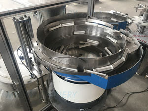 Machine de remplissage automatique de seringues préremplies <span class=keywords><strong>pour</strong></span> pâte, gel et produits plastiques avec obturation par aiguille - Product Image 3