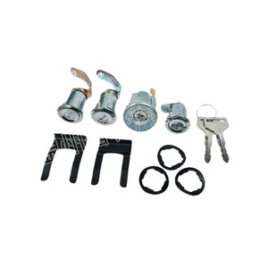 Toyota Land Cruiser Ignition <b>Lock</b> Switch 69005-90316 With Two <b>Keys</b> Zinc Alloy - Product Image 1