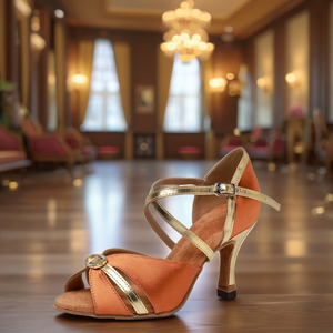 Scarpe da Ballo Latino Salsa da Donna Evkoodance con Tacco 7.0cm in Raso, Fodera in Cotone, Design Unico, Tacco Personalizzato, Suola in <span class=keywords><strong>Camoscio</strong></span>, Nuovissime - Product Image 2