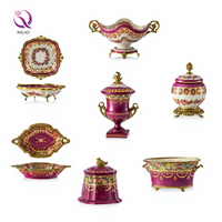 MKMJ Elegante Koninklijke Porseleinen Collectie Handgemaakte Vintage Rode Keramiek Messing Decoratieve Servies Vaas Set Luxe Huisdecoratie