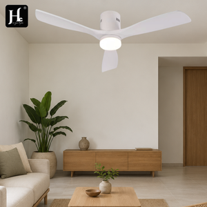 Ventilador de Techo Moderno de Perfil Bajo con 3 Aspas de ABS de 20W, 6 Velocidades, Luz LED, Control Remoto, Motor DC Reversible de 52 Pulgadas para Sala de Estar - Product Image 1