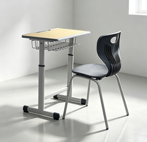 Tables et chaises réglables en bois pour enfants de maternelle et d'école primaire - Product Image 4
