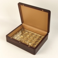 Boîte à chocolat en bois de luxe personnalisée, artisanat de sculpture creuse, doublure intérieure en PU, boîte cadeau pour le Ramadan et l'Aïd, pour dattes, chocolats sucrés, emballage