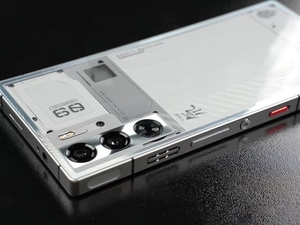 Teléfono Inteligente Nubia Red Magic 9 Pro+ 5G de 6.8 Pulgadas, AMOLED, 120 Hz, 8.ª Generación, Carga Rápida, Octa Core, 16 GB, <span class=keywords><strong>256</strong></span> GB, Español, Usado - Product Image 3