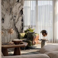 Design d'intérieur élégant pour salle à manger avec éclairage de table personnalisé, aménagement d'espace luxueux pour villa et appartement