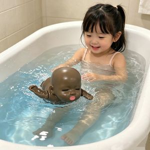 Jouet aquatique en plastique pour enfants Natasha, poupée de bain Heiwa pour bébé – Idéal pour <span class=keywords><strong>les</strong></span> farces, créatif, ultime pour l'été en intérieur, pour lancer l'eau - Product Image 3