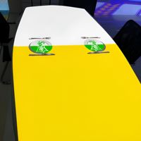 Espacio Inmersivo Interior, Proyector Holográfico 3D, Mesa de Comedor Interactiva