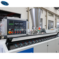 Ligne de production de panneaux de plafond en PVC, extrudeuse de panneaux muraux en PVC, machine de fabrication de persiennes en PVC