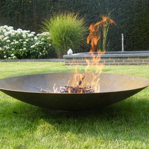 Pozzo del fuoco all'aperto d'acciaio del Corten di legno della ciotola rotonda del fuoco del giardino