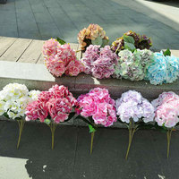 Grosir kualitas tinggi Dekorasi bunga Hydrangea massal putih sentuhan nyata lateks sutra Hydrangea bunga buatan untuk dekorasi pernikahan