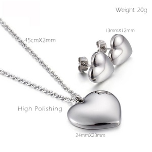 Conjunto de Collar y Aretes de Acero Inoxidable Chapado en Oro con Forma de Corazón Glamuroso para Mujer - Product Image 2