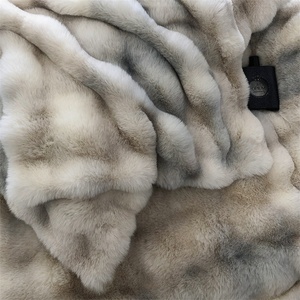 Juego de edredón de cuatro piezas de lujo, Sábana de retazos gruesa de terciopelo de leche de felpa de conejo para ropa de <span class=keywords><strong>cama</strong></span> cálida de otoño e invierno - Product Image 6