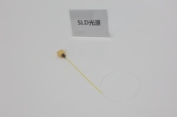 Source de lumière SLD haute performance 1310 nm pour systèmes optiques à gyroscope à fibre optique
