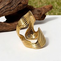 Bague pour femme en acier inoxydable haut de gamme, de forme irrégulière, large et ouverte, personnalisée et audacieuse