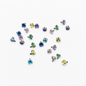 Anneau de lèvre Getta 16G en zircon, motif cœur, vintage, filetage interne, labret plaqué argent, bijoux de piercing corporel, titane ASTM F136 - Product Image 3