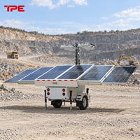 Tour d'éclairage solaire mobile à 6 panneaux, tour d'éclairage LED portable sur remorque avec mât télescopique de 9 m pour chantier de construction