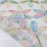 Tissu de broderie de polyester de conception de luxe 100% tissu de broderie de mariage floral coloré tissu de broderie nuptiale pour la robe