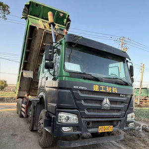 Camion à benne basculante d'occasion HOWO 8*4 Prix ​​abordable Excellentes performances Camion à benne basculante d'occasion HOWO à vendre 12 pneus - Product Image 1