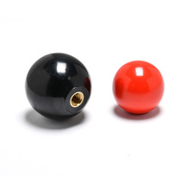 Set Mur Bola Berbentuk Bulat dengan Warna Merah Terang, Kuning, dan Hitam