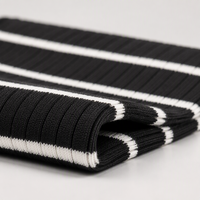 Tissu en maille côtelée rayée teinte en fil 4x2, 95% Rayonne 5% Spandex, 135cm, 270gsm, Élastique, Respirant, Anti-rétrécissement, Absorption d'humidité