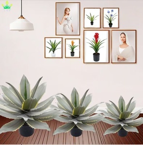 Planta Artificial de <span class=keywords><strong>Agave</strong></span> Grande con Hojas Suaves de Borde Dentado, Plantada <span class=keywords><strong>en</strong></span> <span class=keywords><strong>Maceta</strong></span> Negra para Decoración de Hogar, Oficina, Porche, Jardín - Product Image 4