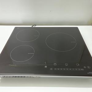 Table de cuisson à induction domestique à trois foyers - Product Image 3