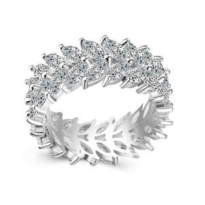 A146 Anello di Lusso con Diamante Naturale Taglio Marquise, Stile Fidanzamento per Donna, Gioielleria Raffinata - Product Image 3