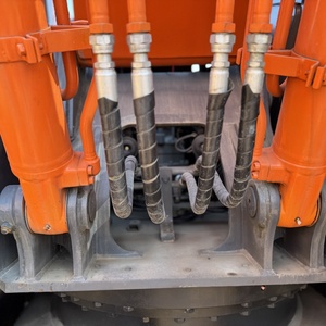 Excavatrice sur chenilles d'occasion Hitachi ZX200 de 20 tonnes, durable et la plus vendue, fournie directement par l'usine pour les petites constructions - Product Image 6