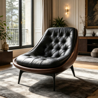 Fauteuil lounge en cuir noir capitonné de luxe avec structure en bois massif pour une décoration moderne de style mid-century