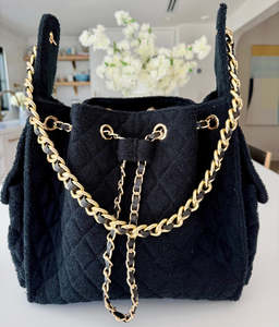 Bolso Bandolera Impermeable de Tela de Rizo Negra a la Moda para <span class=keywords><strong>Mujer</strong></span>, Estilo Japonés, Acolchado, con Cadena Dorada y Diseño a Cuadros, Ideal para Vacaciones - Product Image 5