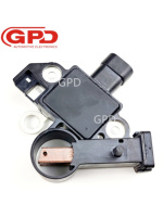 voiture Régulateur de tension d'alternateur D702 215115 20509801BN SRE60108 63533484010 8104634070 8104636510