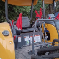 Mini-excavatrice sur chenilles hydraulique Komatsu PC20/PC20MR d'occasion, 1 tonne, moteur Heli, godet de 0,08 m, puissance de 15,2 kW, modèle 2021