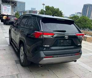 Toyota <span class=keywords><strong>RAV4</strong></span> Honka Urban-Focused SUV Negro Gasolina <span class=keywords><strong>2022</strong></span> Modelo 2.0L CVT Volante a la izquierda 2WD <span class=keywords><strong>Style</strong></span> Edition Excelente Estado - Product Image 6