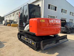 Mini-excavatrice sur chenilles Hitachi ZX70 d'occasion, boîte de vitesses Isuzu, pompe hydraulique d'origine, petite pelle, faible nombre d'heures de fonctionnement, bon état - Product Image 6