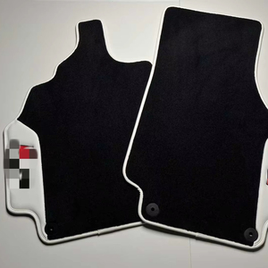 Tapis de sol exclusif pour <span class=keywords><strong>Audi</strong></span> <span class=keywords><strong>R8</strong></span> - Style tapis plat - Spécialement conçu pour le véhicule - Exclusif pour la voiture - Sans odeur - Product Image 1