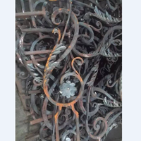 Pièces élégantes d'escalier de panneau de fer forgé pour la conception intérieure