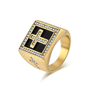 Bague pour homme en acier titane doré avec incrustation de croix noire et pavé de diamants, bijou carré style hip-hop, cadeau - Product Image 1