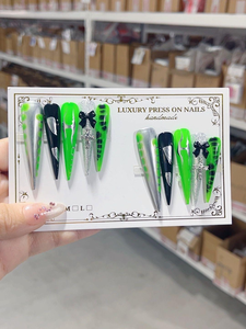 <span class=keywords><strong>Uñas</strong></span> postizas largas de ABS <span class=keywords><strong>verde</strong></span> neón hechas a mano con estampado de serpiente y lazo, 10 unidades, cobertura completa, puntas de <span class=keywords><strong>uñas</strong></span> pre-diseñadas, venta al por mayor, Y2K - Product Image 1
