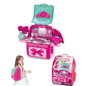 Sac à dos de jeu d'imitation amusant pour enfants : Maquillage, Outils de Docteur, Ustensiles de Cuisine - Ensemble de Jouets - Product Image 3