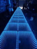 LED Infinity Mirror Stage Light 3D Dancing Floor Carrelage Extérieur Mariage Fête LED Dance Floor Magnetic Tiles Dacing Brick Lights