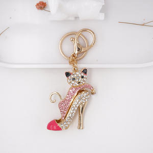 Lindo Cross-Border High Heels Metal Llavero Colgante Estilo de dibujos animados Mosquetón Llavero Pequeño regalo - Product Image 2