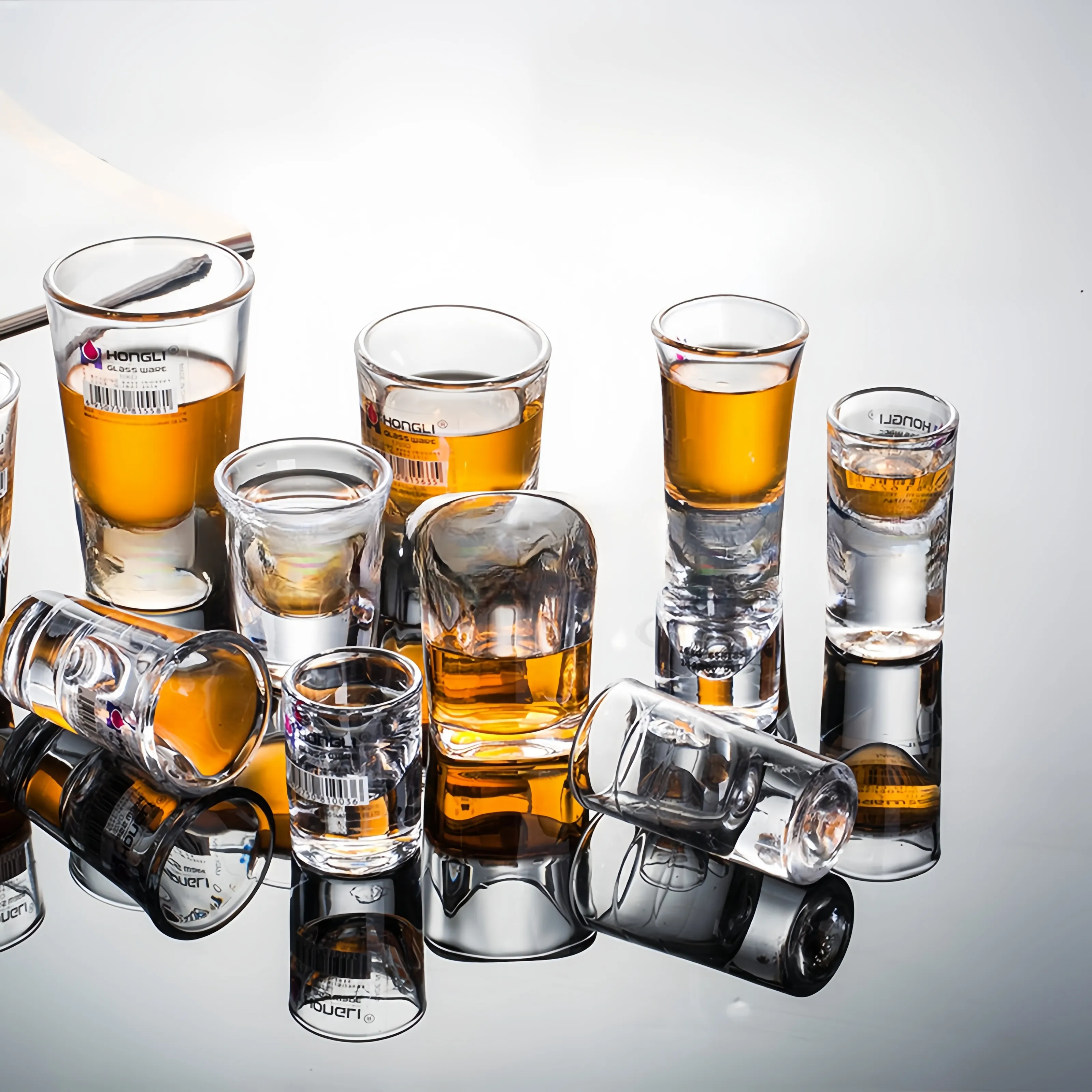 Groothandel Shot Glasset, Wonton Cup, White Spirit Bullet Cup, Moutai Cup, Geschenkverpakking