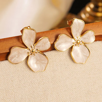 Joyería de acero inoxidable, pendientes de tuerca esmaltados con gota de esmalte de flor de cerezo, pendientes de flores de moda, joyería que no se desvanece para mujer