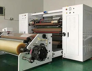 Ruban adhésif acrylique BOPP de haute qualité en format rouleau jumbo, simple face, pour l'étanchéité des cartons lourds et la personnalisation d'impression OEM - Product Image 4