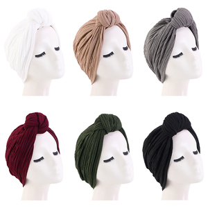 Nouveauté <span class=keywords><strong>Foulard</strong></span> <span class=keywords><strong>Turban</strong></span> à Volants Couleur Unie Islamique Chapeau <span class=keywords><strong>Chimio</strong></span> Noué Bonnets pour Femme - Product Image 6